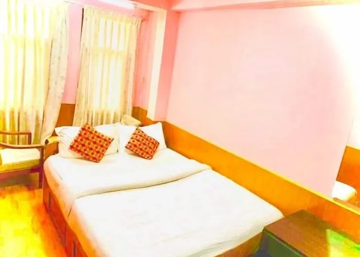 Plumeria Hotel